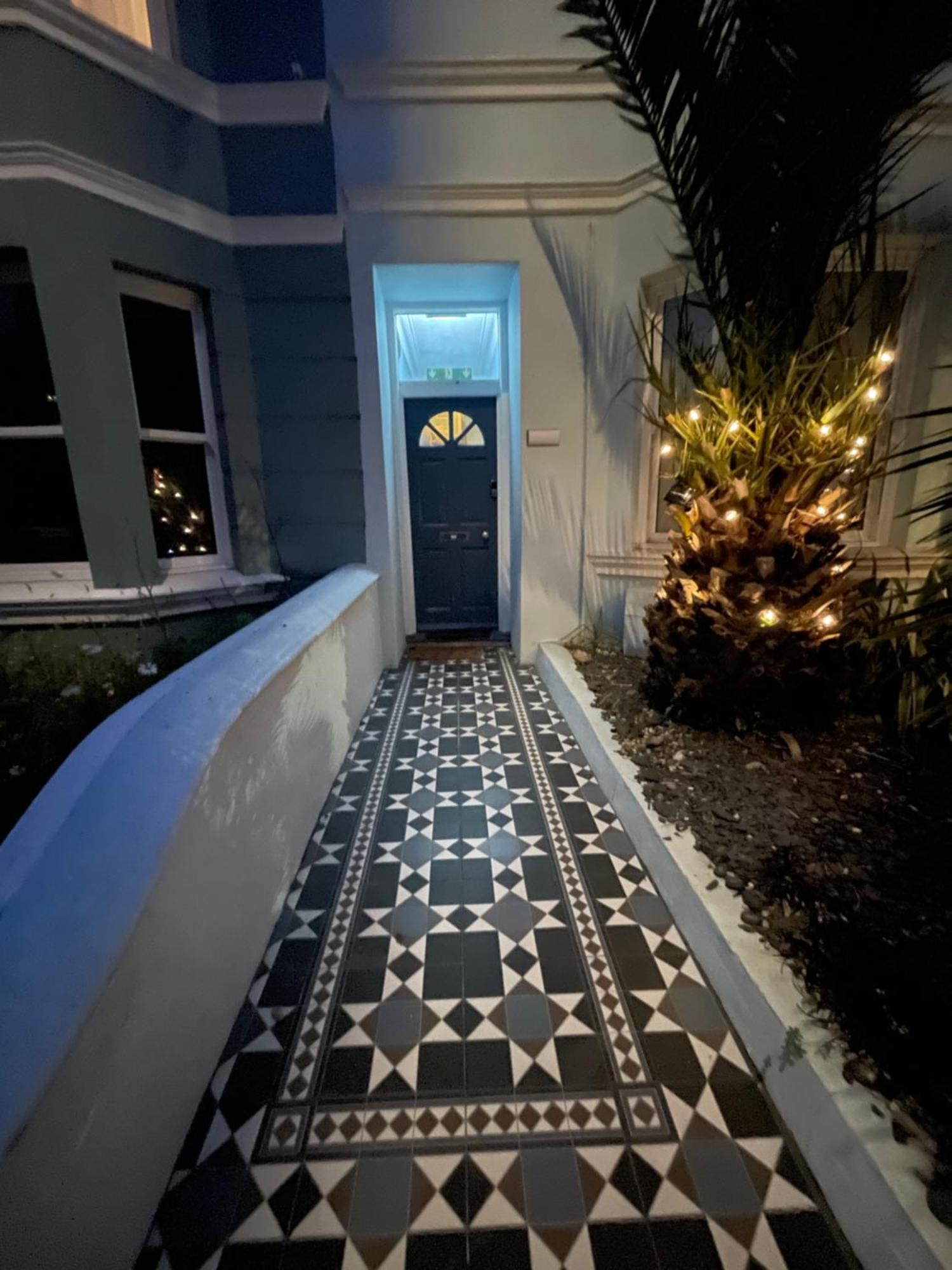 Villa The Palms Brighton Exterior foto